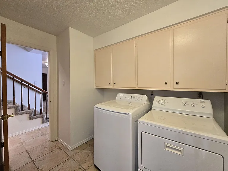 105 Michelle Dr — Photo 20