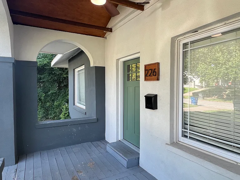 226 N Tacoma Ave — Photo 13