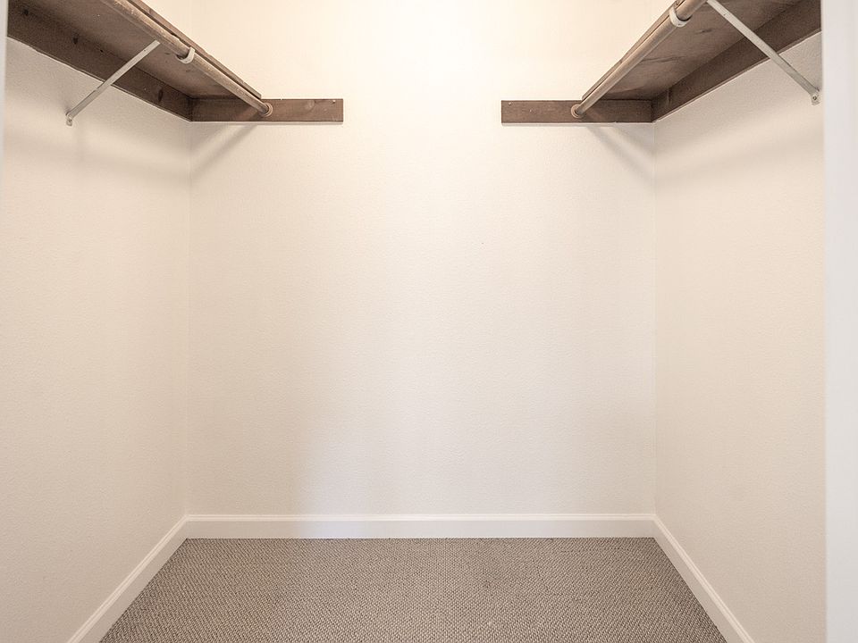 walk in pantry