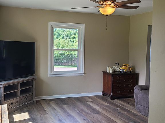 2nd image of 7001 Monty Ln
