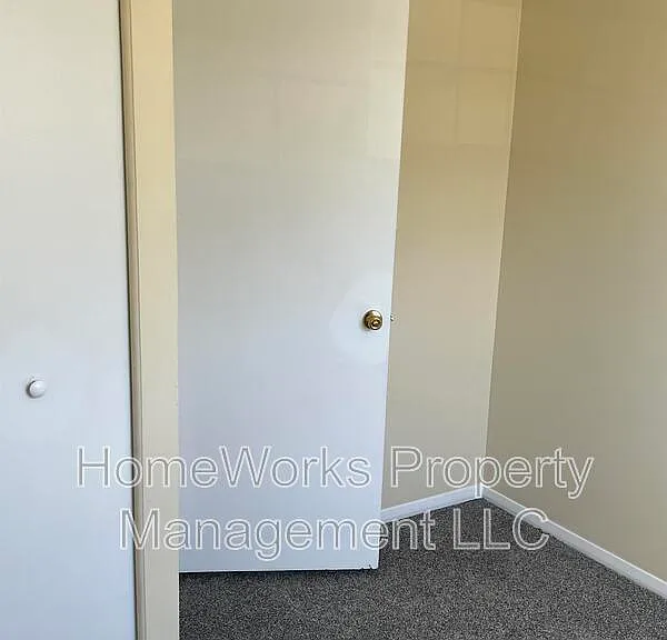 462 Norvelle Ct — Photo 4