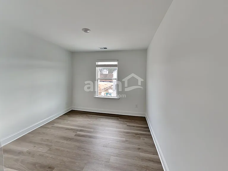 1032 Highland Walk — Photo 23