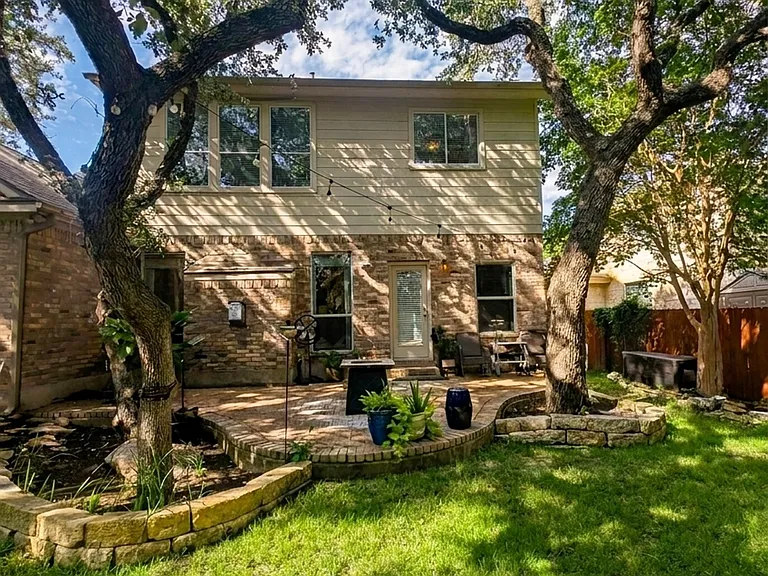 817 Maurice Dr — Photo 28