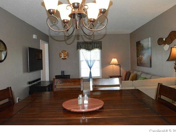 4th image of 2717 Eagle Dr