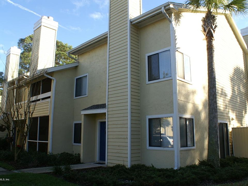 1st image of 100 Fairway Park Blvd Unit 1506