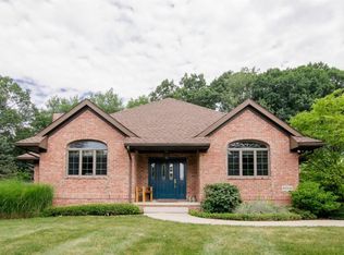 9344 Yorkshire Dr, Saline, MI