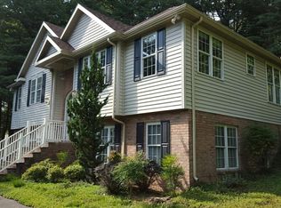 6030 Merriman Rd SW, Roanoke, VA 24018