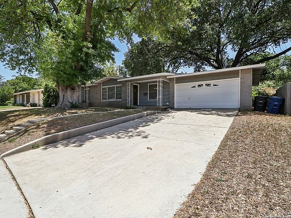 4th image of 710 LARKWOOD