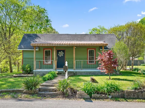 2107 Rogers Rd, Rossville, GA 30741