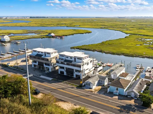 923 Stone Harbor Blvd W, Stone Harbor Manor, NJ 08210