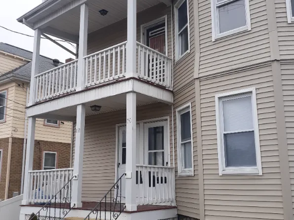 68 Humphrey St #3, New Bedford, MA 02745