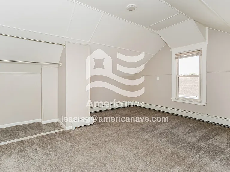 834679_011_wm_-_bedroom_13338094.jpg