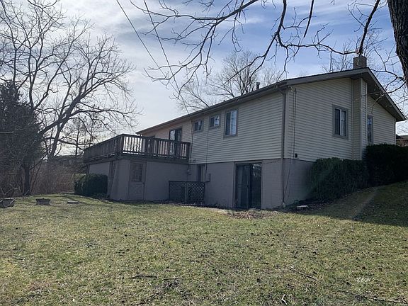 3rd image of 100 Wonder Hills Dr