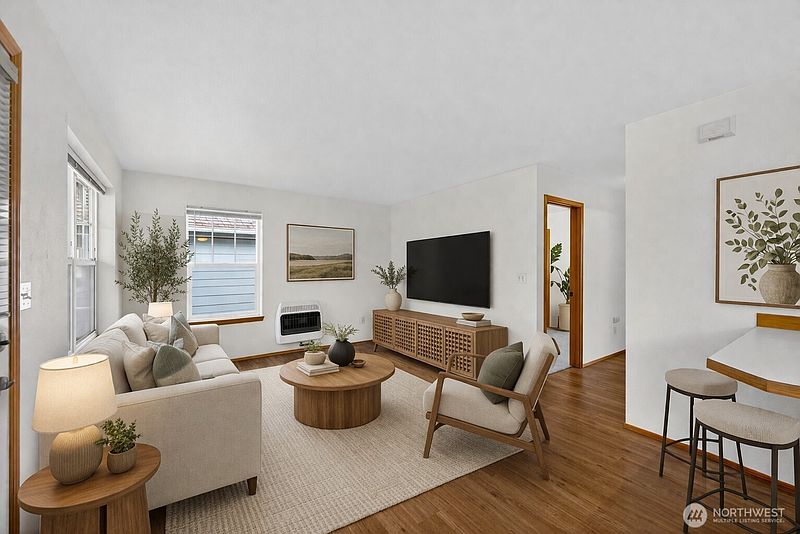 3rd image of 161 W Whidbey Avenue #38