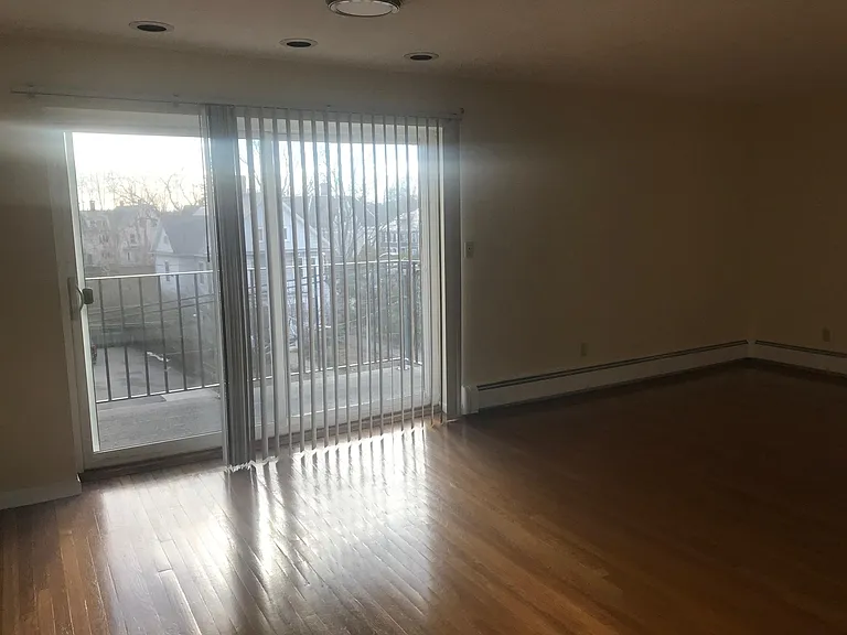 260 Mount Auburn St #2AW — Photo 3