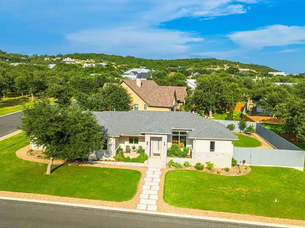 328 Ellebracht Dr, Fredericksburg, TX 78624