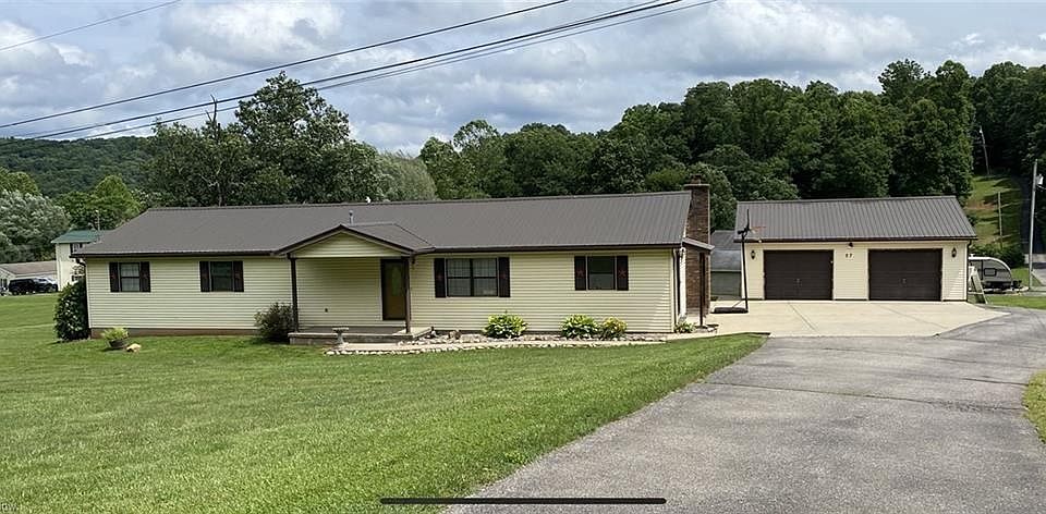 1st image of 27 Gant Dr