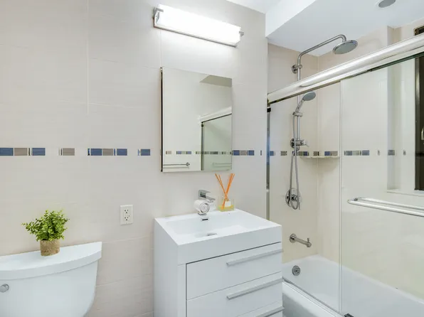 16 West 16th Street image 6 of 8