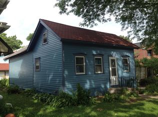 1126 7th St SE, Cedar Rapids, IA 52401