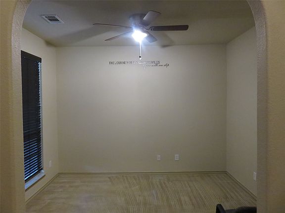 4th image of 1122 Walter Stephenson Rd