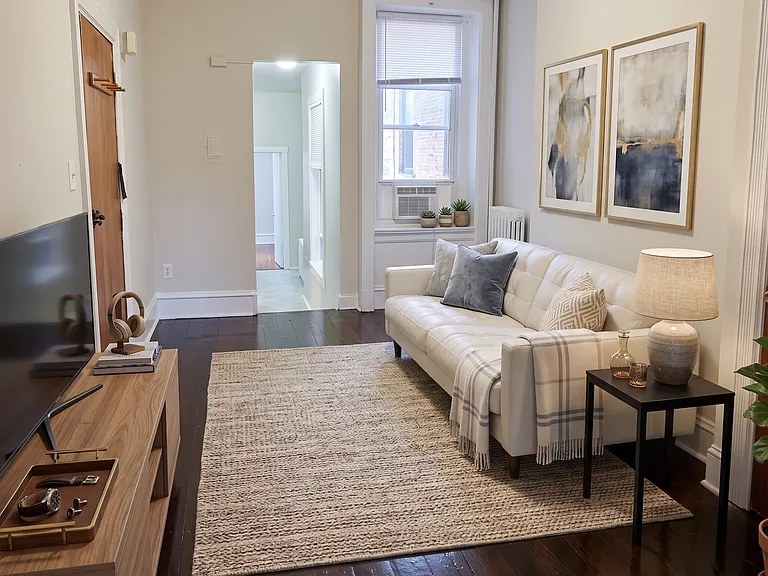 4031 Locust St #2 — Photo 1