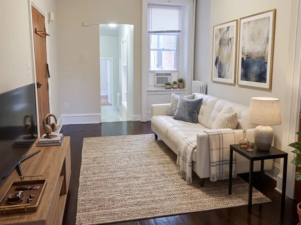 4031 Locust St, Philadelphia, PA