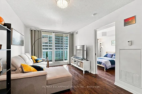 209 Fort York Blvd #676 Photo 1