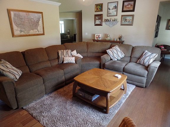 4th image of 1350 Villa View Dr