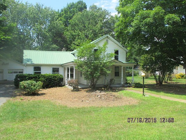 1st image of 212 Ferry Blvd