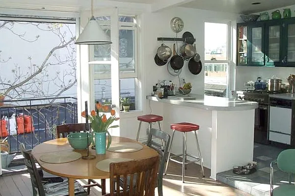 Rented by Corcoran | media 15