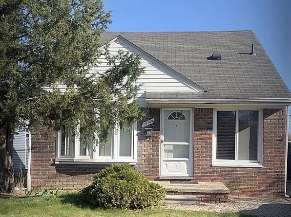 16765 Stricker Ave, Eastpointe, MI 48021