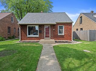 3830 E Somers Ave, Cudahy, WI 53110