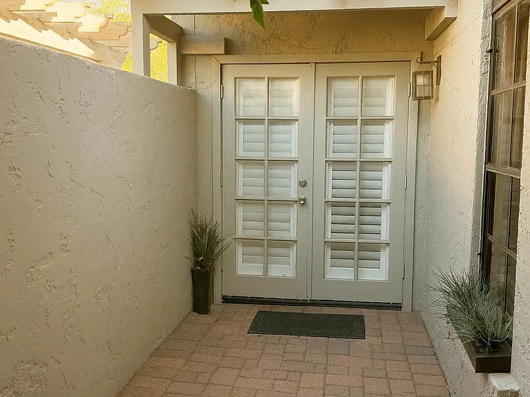 8100 E Camelback Rd #163 — Photo 44