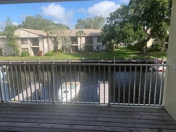 4th image of 850 Callista Cay Loop