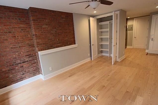 2nd image of 250 W 47th St APT 2A