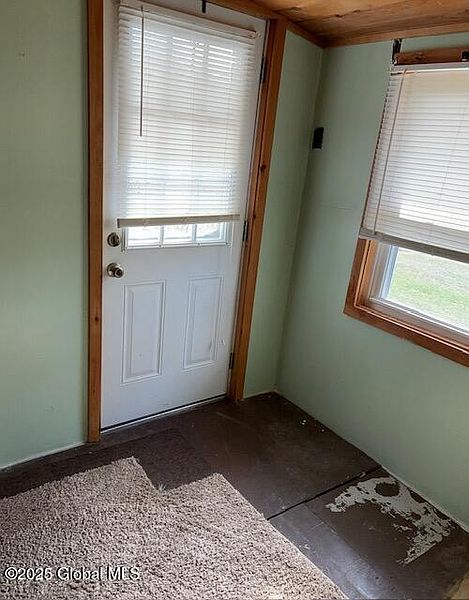 4th image of 161 Carpenter Road