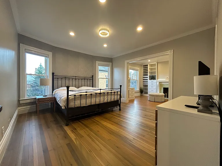 931 Oakland Ave — Photo 12