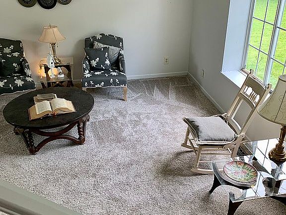4th image of 823 Nordhoff Farm Dr