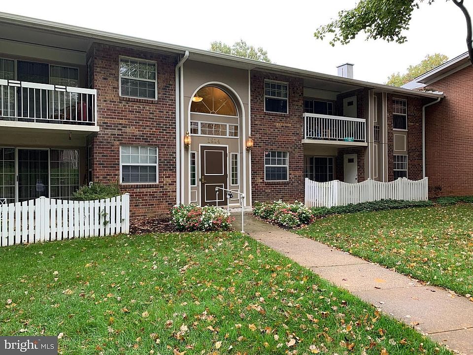 1st image of 1914 Wilson Ln APT 104