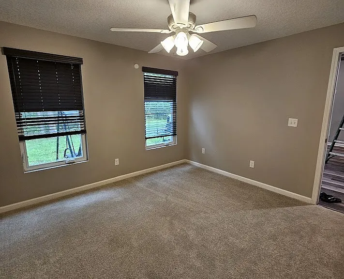 135 Aidan Ct — Photo 29