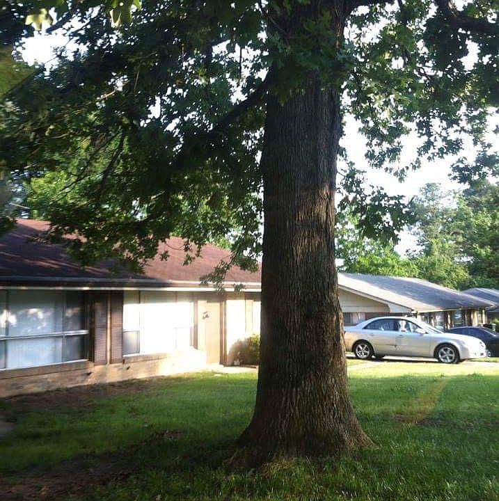 1st image of 4066 Arbor Place Ln