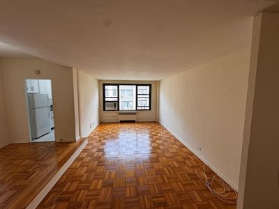 9825 64th Road #5F, Rego Park, NY, 11374