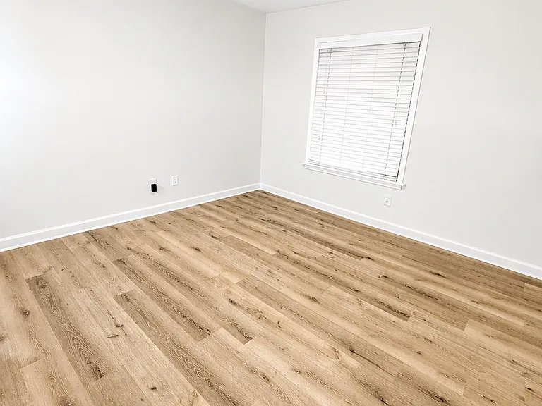 1002 Brighton Point — Photo 16