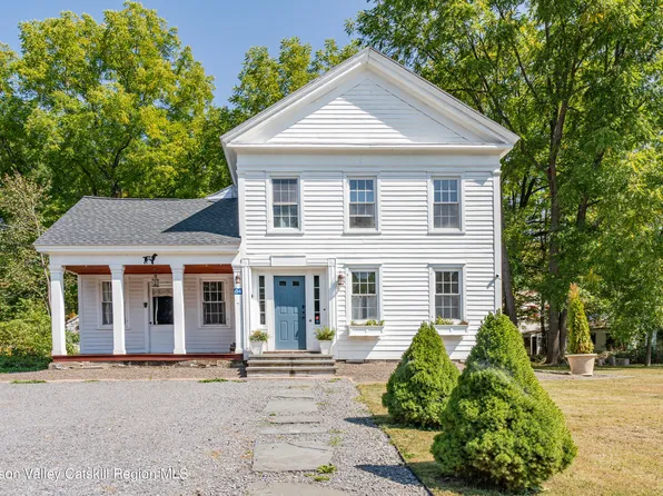 84 Oak Hill Road, Oak Hill, NY 12460