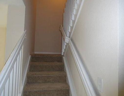 2nd image of 2035 NE 167th St