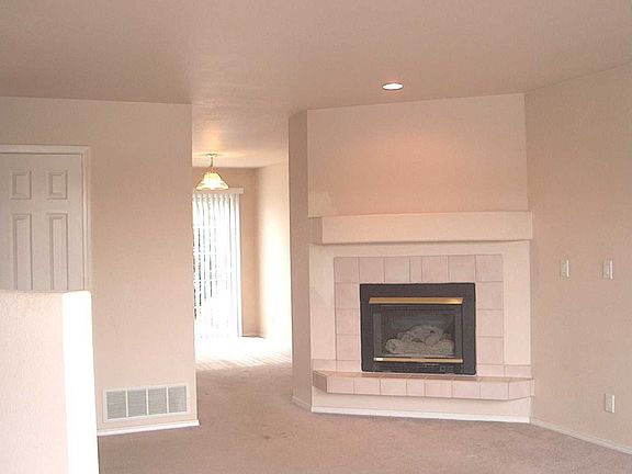 Living Room with gas log fireplace