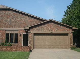 1325 N Denene Ln, Wichita, KS 67212