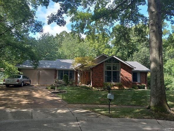 1st image of 15267 Kingsman Cir