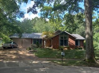 15267 Kingsman Cir, Chesterfield, MO