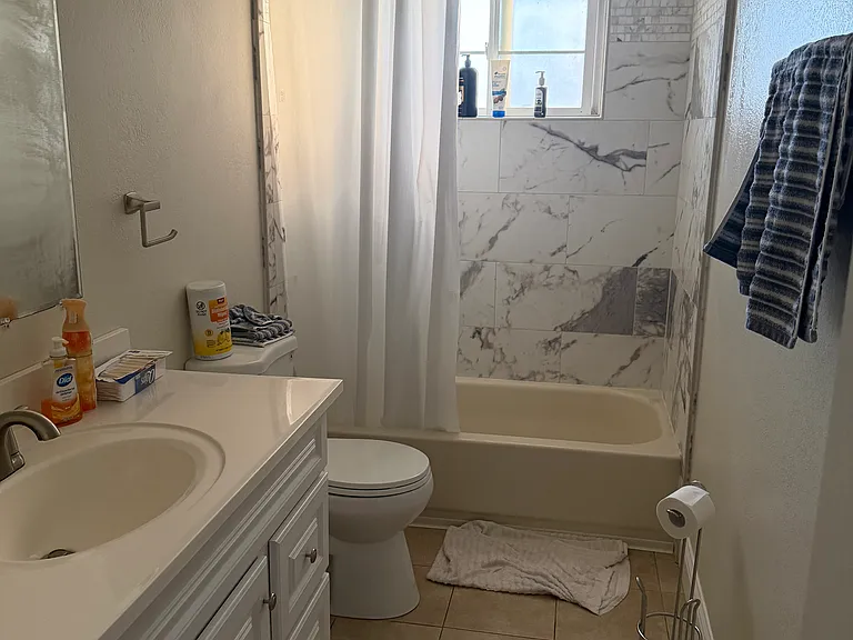 6121 Westholme Way — Photo 3